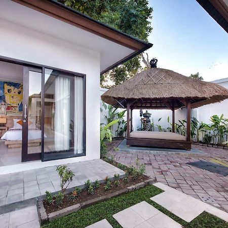 Villa Angel Seminyak Buitenkant foto