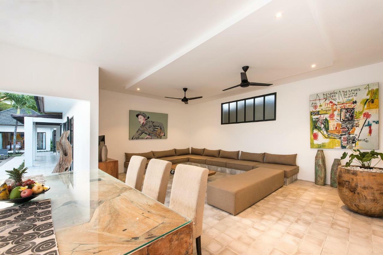 Villa Angel Seminyak Buitenkant foto